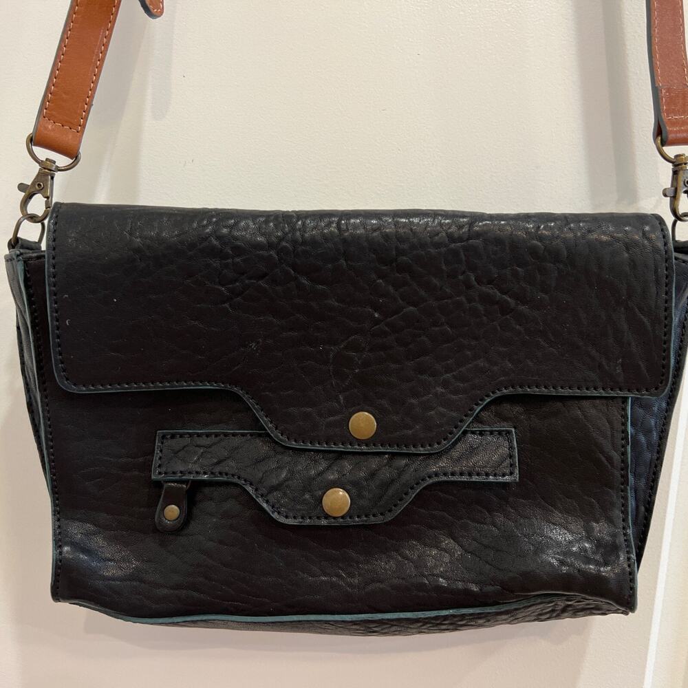 Beatriz Furest BF Crossbody Bag Purse Genuine Leather Green Organic Minimalist